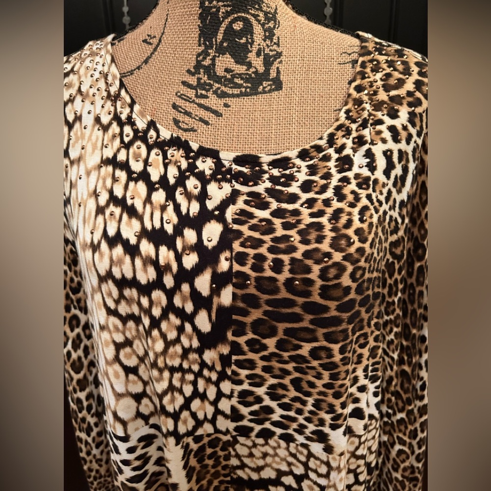 ✔️ NWT Ruby Rd Leopard Top Size Large - Picture 3 of 8